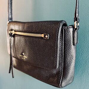 KATE SPADE Cobble Hill Ellen Black Pebbled Leather Crossbody | Gold Hardware